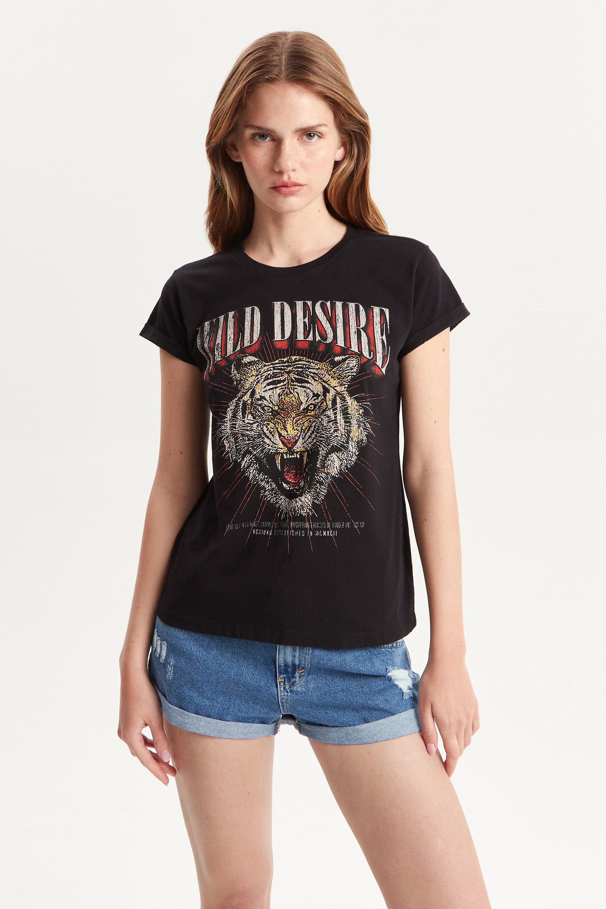 REMERA WILD DESIRE BLACK