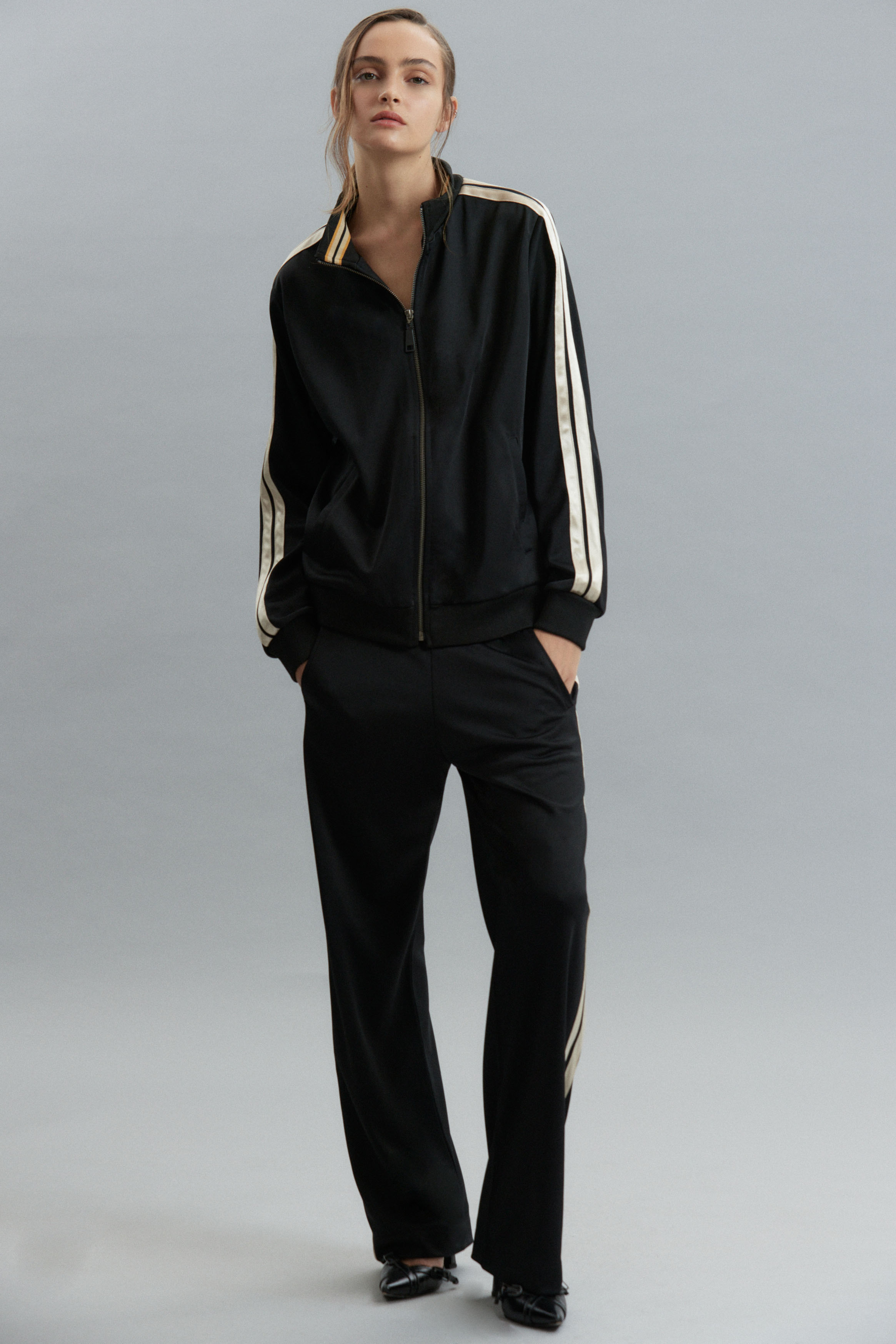 CAMPERA JOIN US