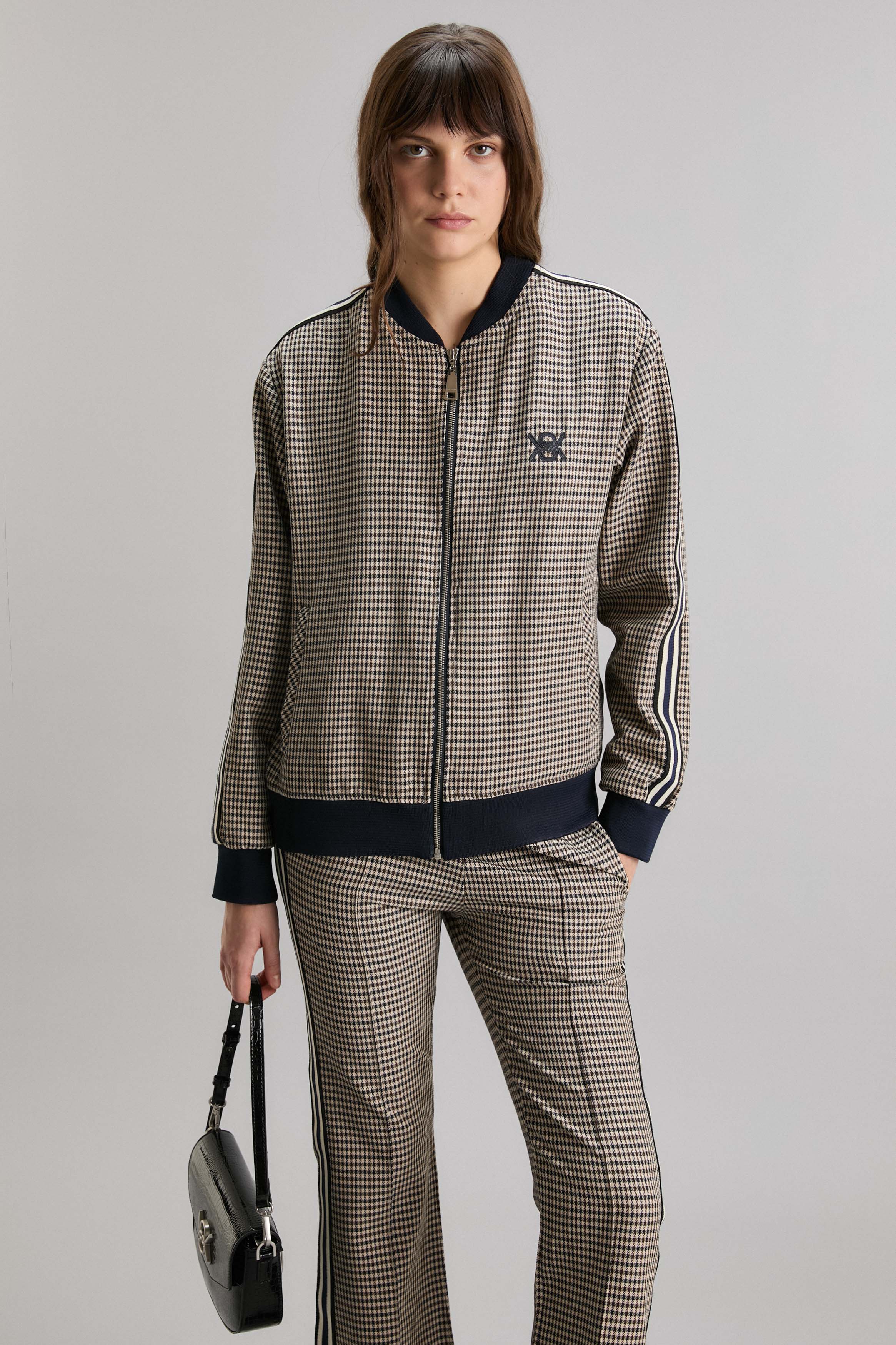 CAMPERA METROPOLITAN