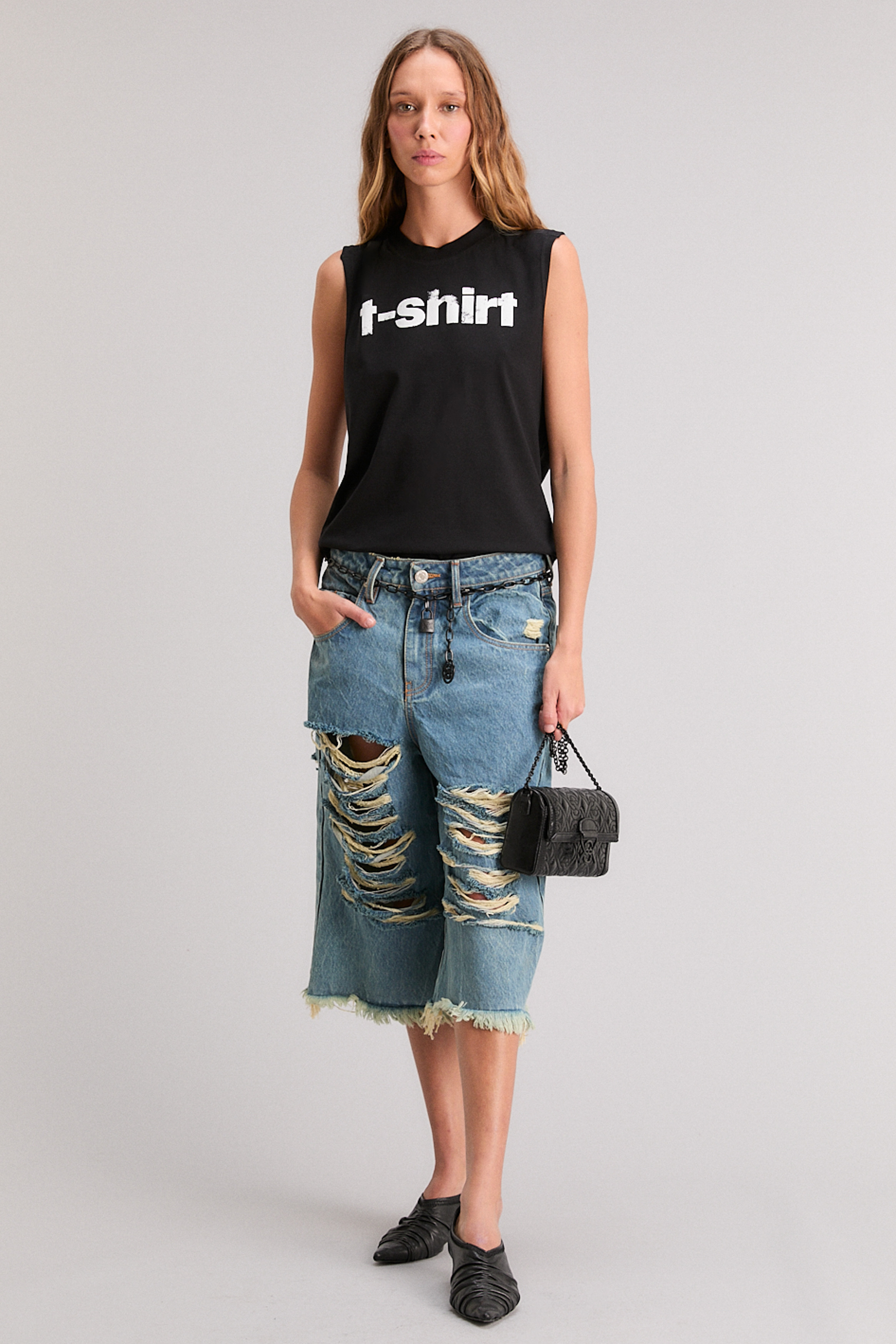 MUSCULOSA TSHIRT