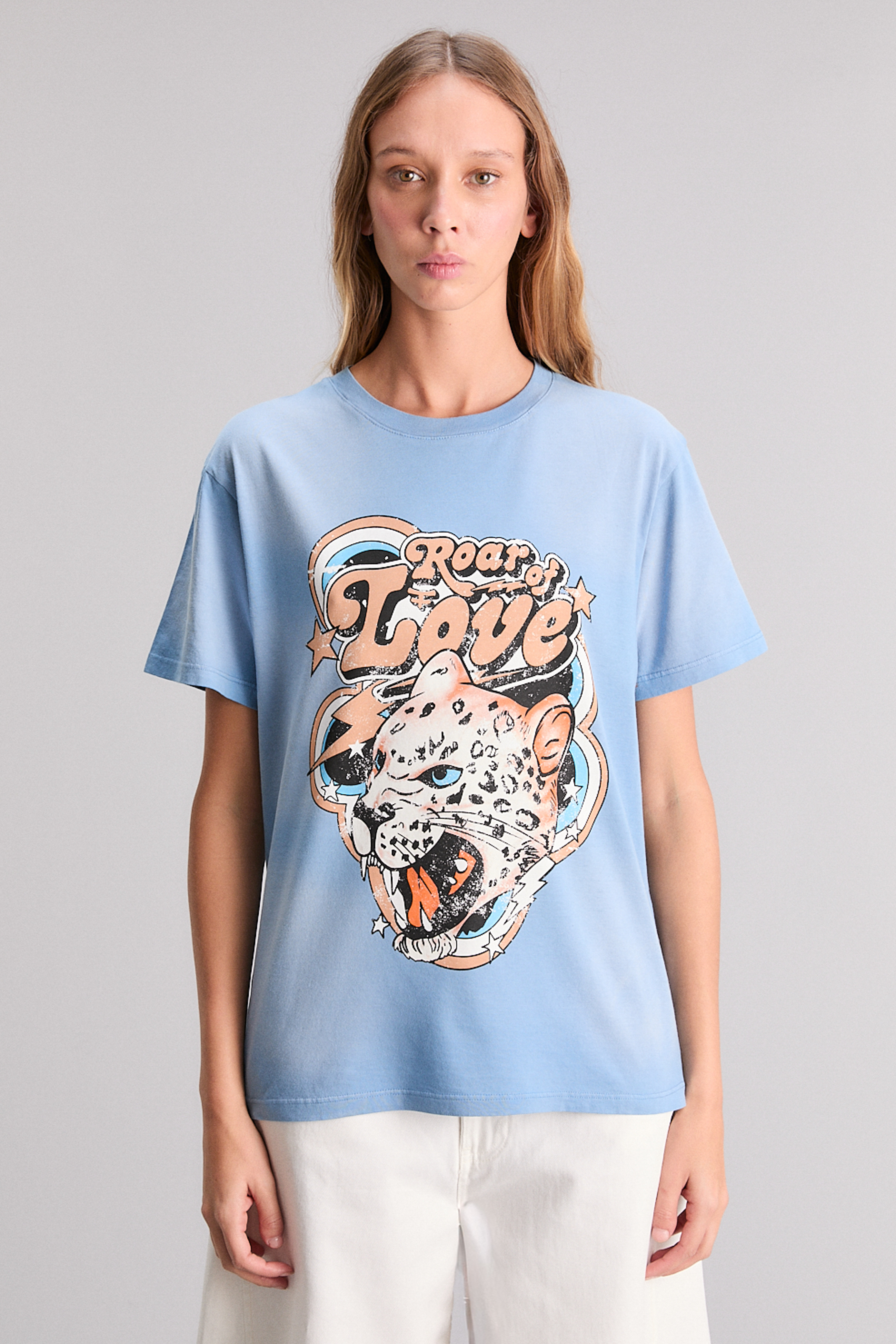 REMERA ROAR OF LOVE