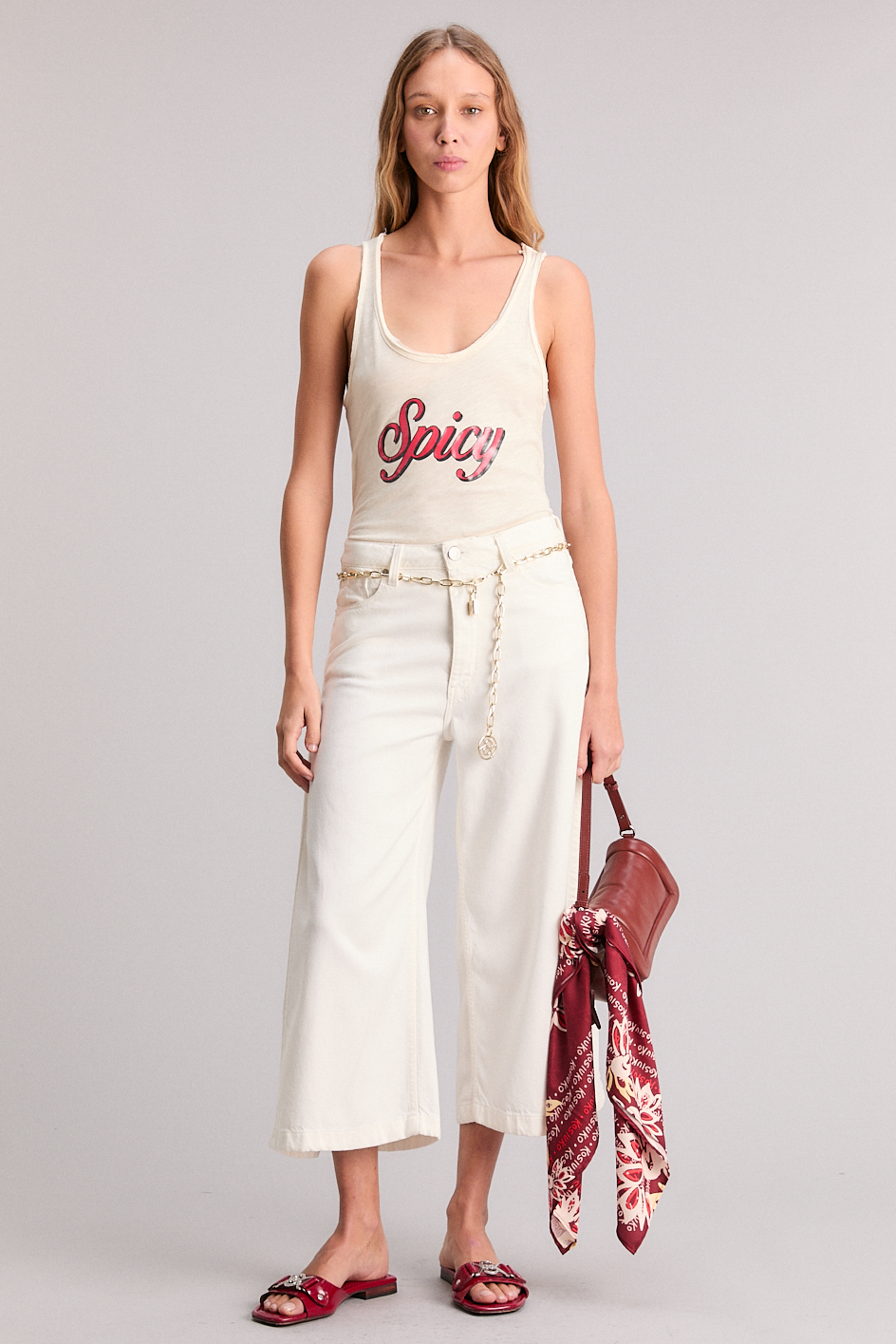 MUSCULOSA SPICY