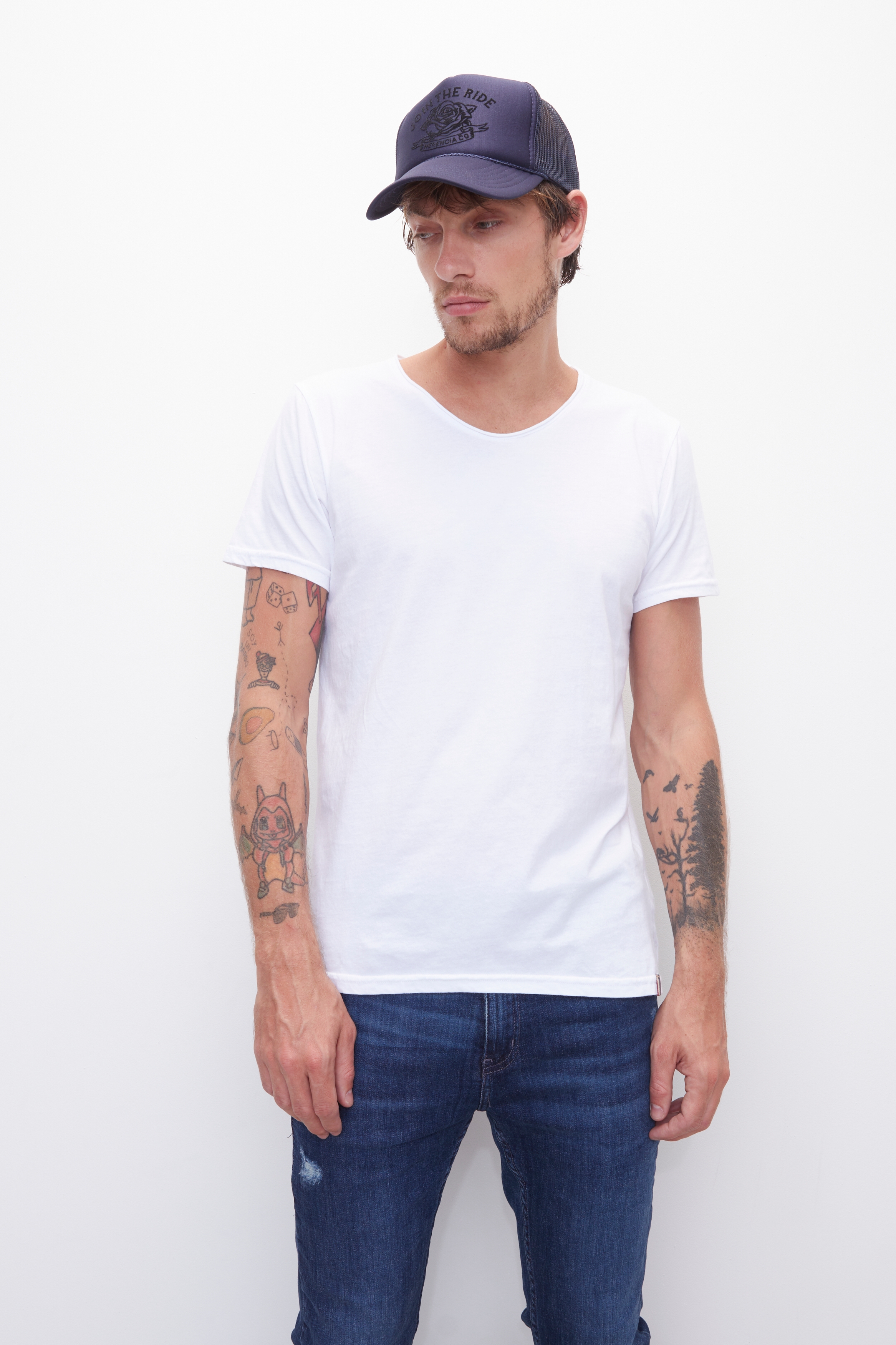 REMERA BASICA F01