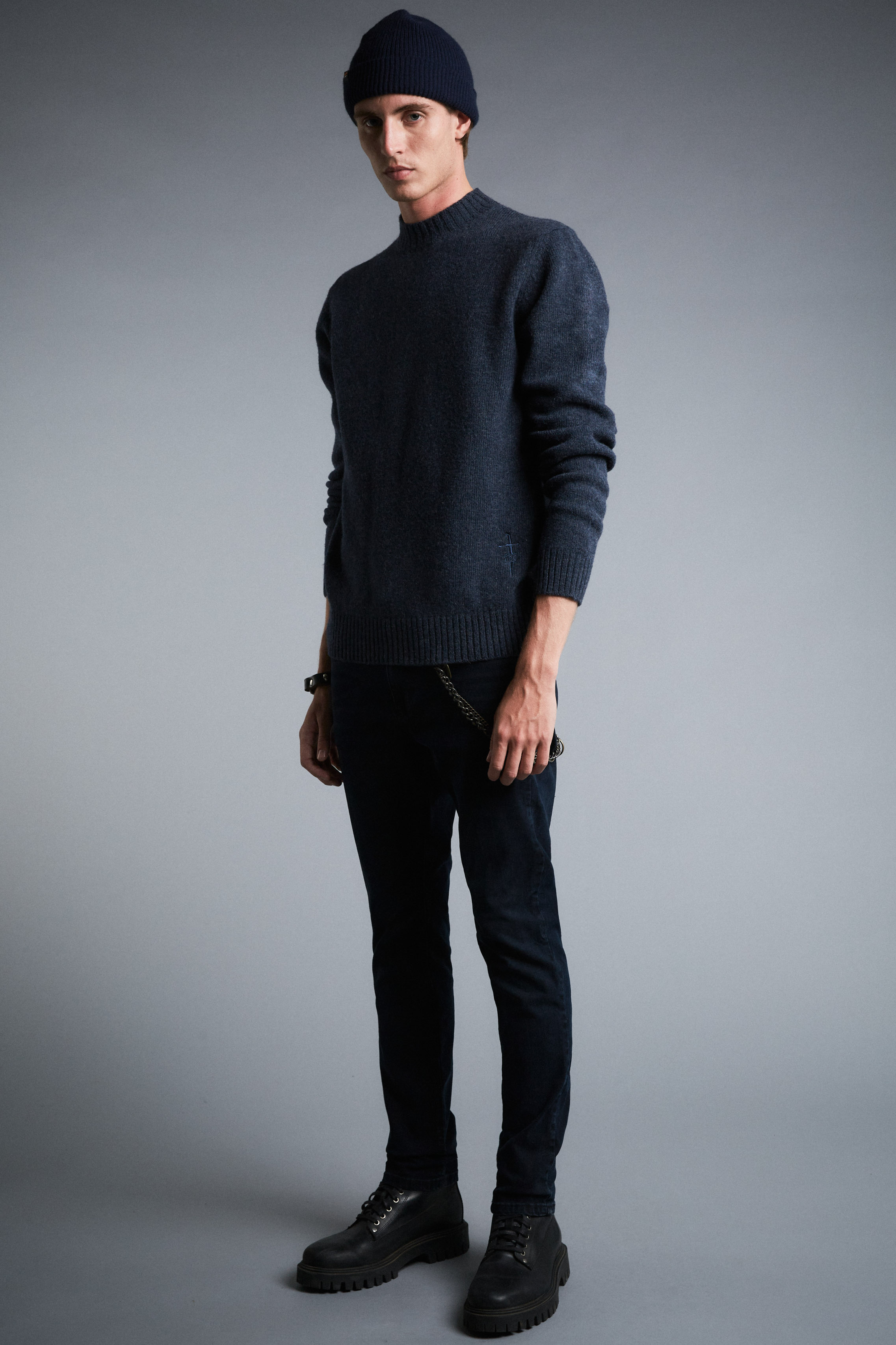 SWEATER HCG LAND